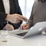 The Social Media Apps and Online Shopping